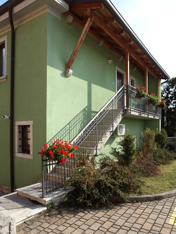 Hotel Malovec Divača Extérieur photo