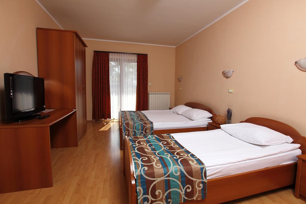 Hotel Malovec Divača Extérieur photo