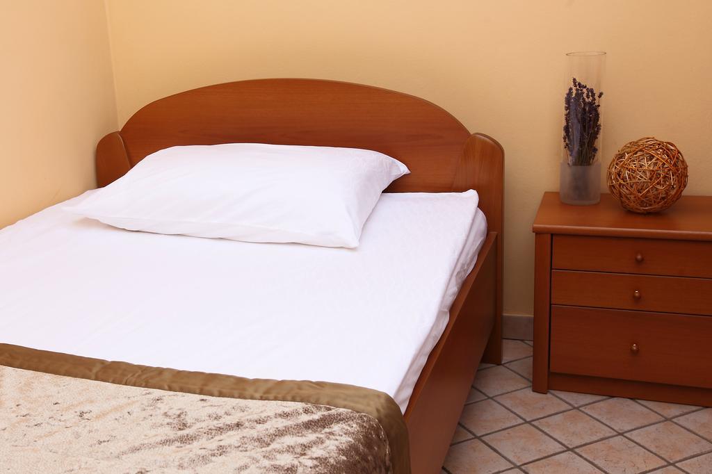 Hotel Malovec Divača Extérieur photo